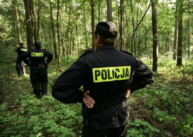 Policjanci z Jeżyc: - Monitorujemy sytuację, staramy się zatrzymać podejrzanego