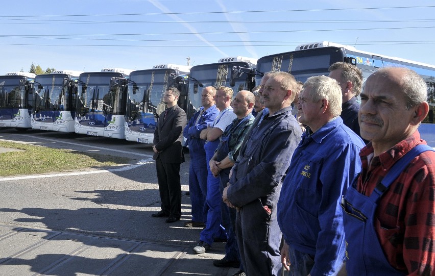 Do Krakowa dotarło 13 nowoczesnych autobusów Solaris.