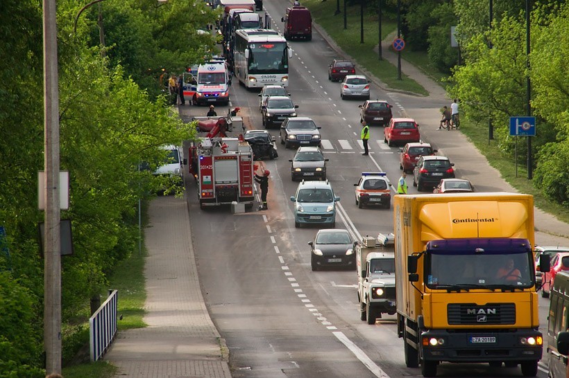 Zderzenie czterech pojazdów na al. Warszawskiej (FOTO)