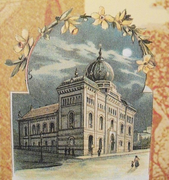 Stara Synagoga po rozbudowie na pocztówce z końca XIX wieku