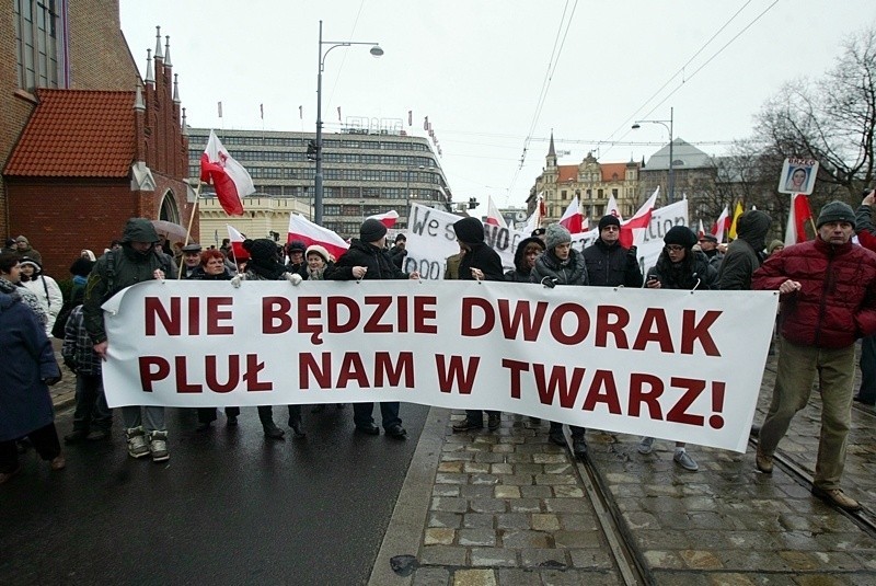 Demonstranci z PiS zablokowali centrum Wrocławia (ZDJĘCIA, FILMY)