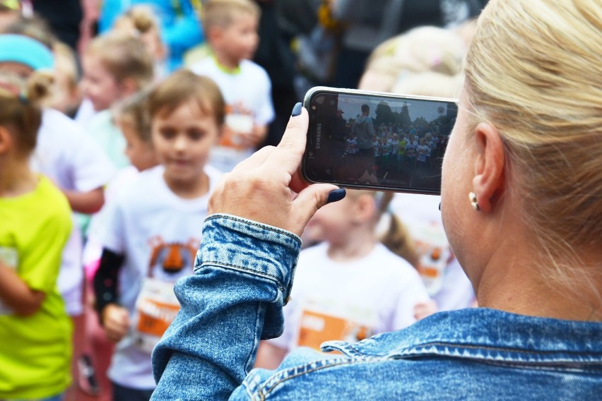 Kids Run po raz pierwszy w Zielonej Górze. Sportowych emocji nie brakowało! [ZDJĘCIA]