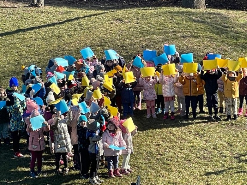Przedszkolaki z Muzycznej Krainy wspierają dzieci z Ukrainy