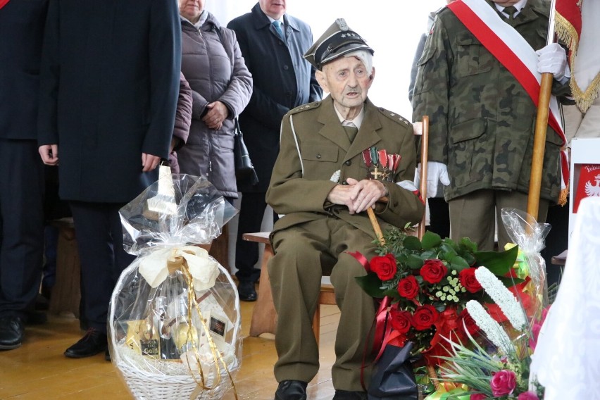 por. Mieczysław Rosół obchodził swoje 102. urodziny.