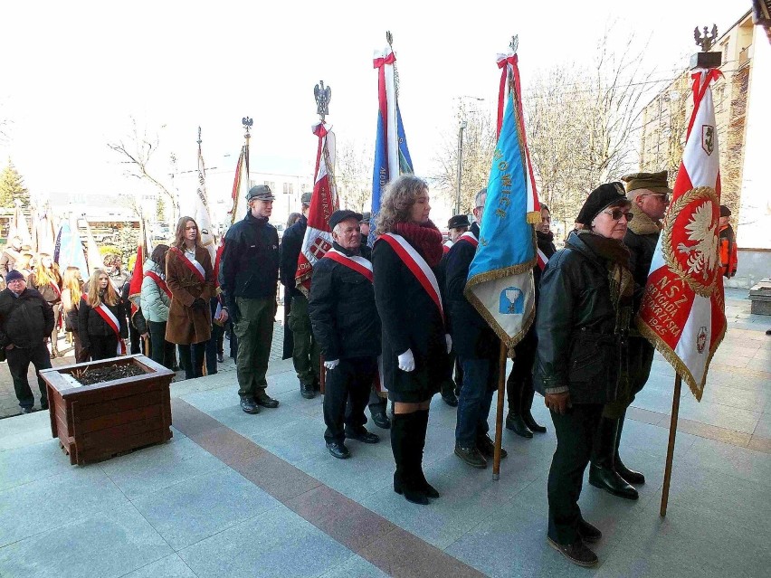 Uroczyste i podniosłe obchody Narodowego Dnia Pamięci Żołnierzy Wyklętych w Starachowicach. Zobacz zdjęcia