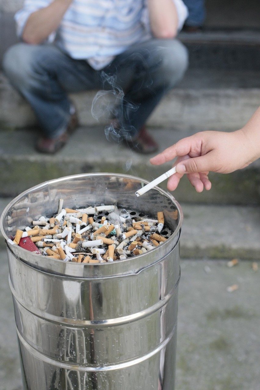 Lublin: Są już pierwsze mandaty dla palaczy