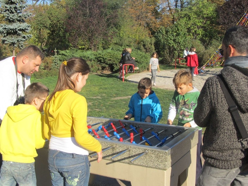 Wyremontowany park Staszica pełen wrocławian. Rozpoczął się Tydzień Ruchu (ZDJĘCIA)