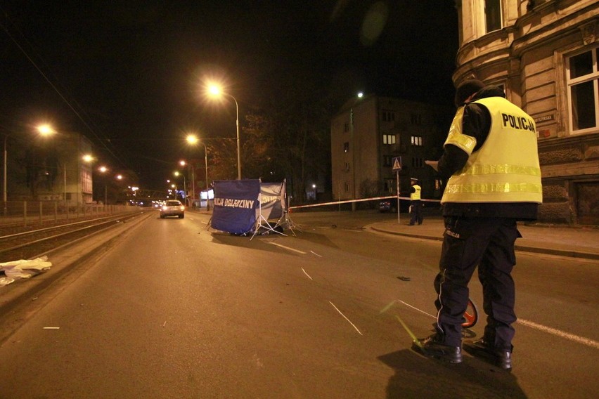 Wrocław: Wypadek w Nowy Rok. Zginął 22-latek (ZDJĘCIA)