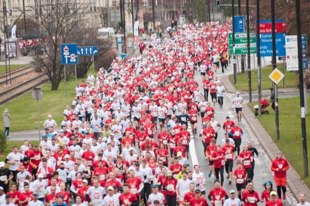 Co roku bieg startuje 11 listopada dokładnie o godz. 11.11. Biegacze mają do pokonania 10 km. Aby wziąć udział w biegu należy wcześniej dokonać rejestracji, która rozpoczęła się w nocy z piątku na sobotę - czyli z 6 na 7 października, o godzinie 00:01.

Stołeczne Centrum Sportu AKTYWNA WARSZAWA organizuje ten bieg, aby na sportowo uczcić wydarzenia związane z odzyskaniem przez Polskę Niepodległości.