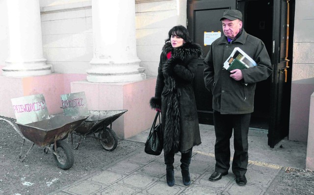 W ubiegłym roku mieszkańcy Broszek przygotowali taczkę dla burmistrz  Złoczewa