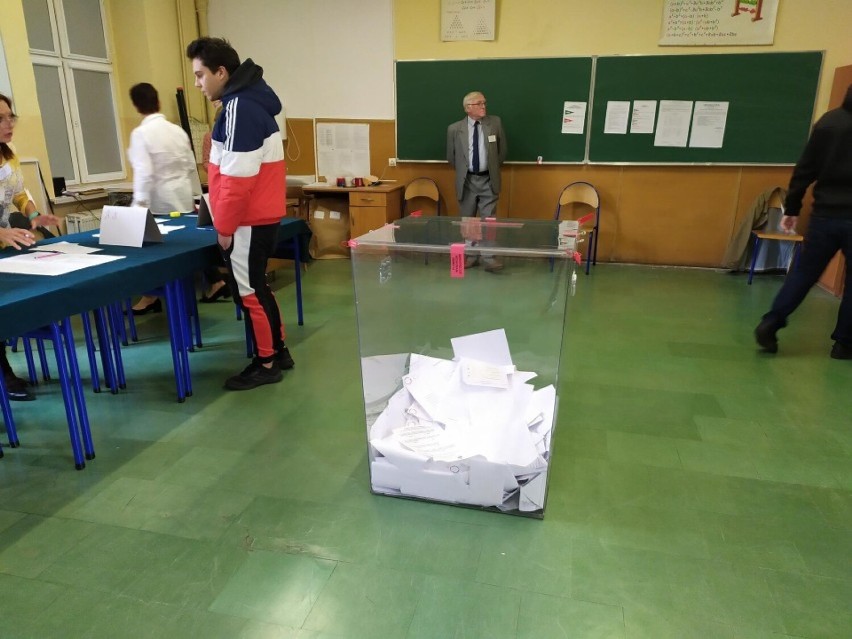 Wybory parlamentarne 2023 w Częstochowie. Incydenty wyborcze. Frekwencja