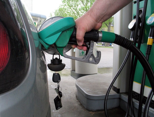 PKN Orlen podnosi ceny benzyny