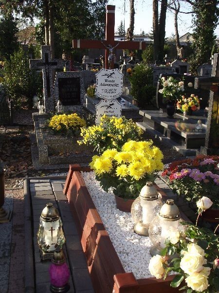 Grób Michała Adamowicza, zastrzelonego 31 sierpnia 1982 roku...