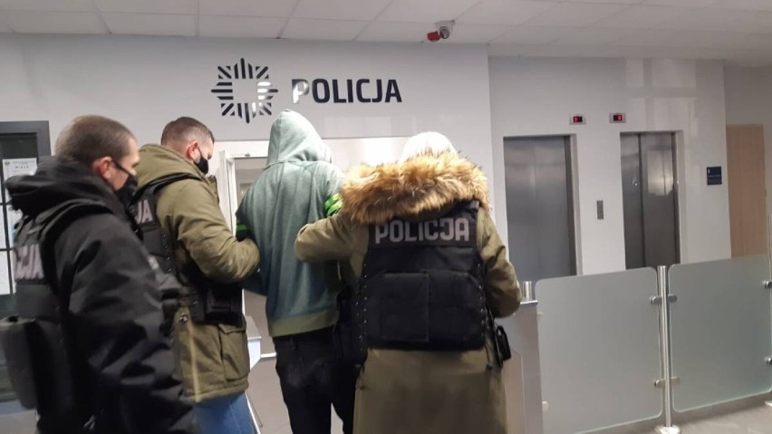 Toruń. Nożownik Luka L. trafi na obserwację do szpitala psychiatrycznego