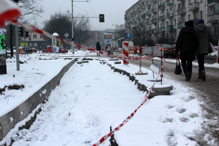 Remont placu Orląt Lwowskich będzie przerwany? Miasto się zastanawia