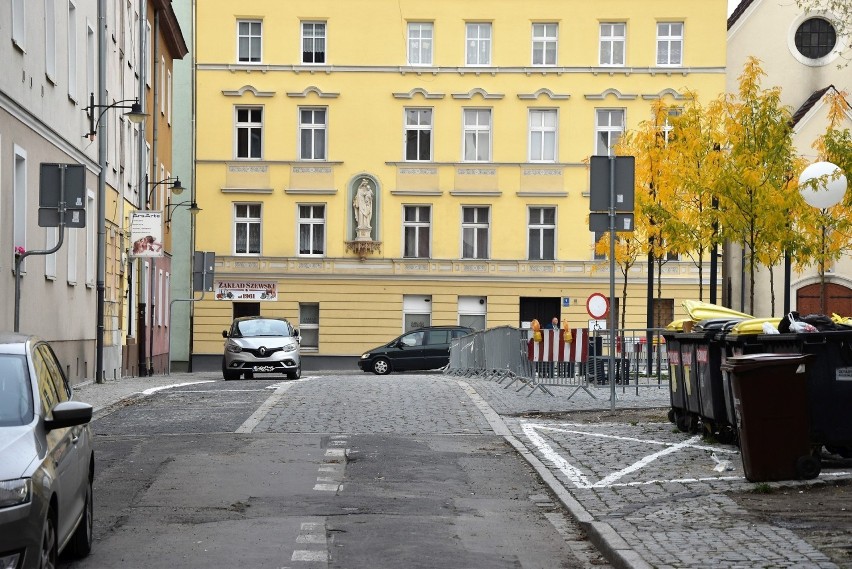 Plac św. Sebastiana w Opolu jest już przejezdny. Jest objęty...