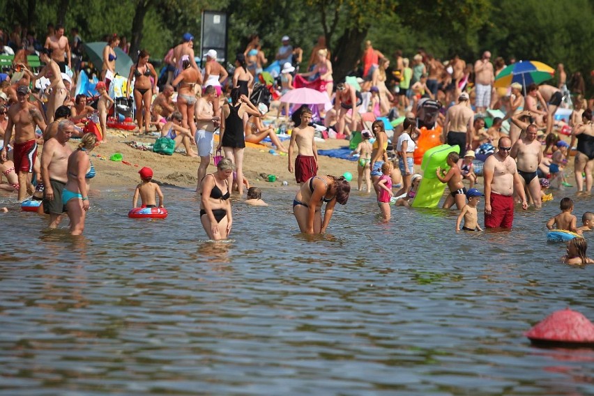 Tłumy poznaniaków odpoczywają nad Rusałką