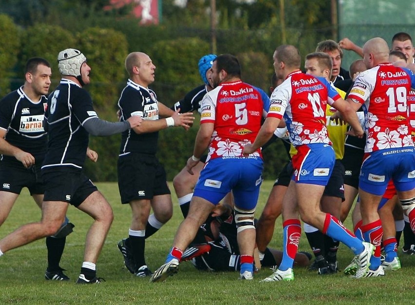 Bójka na meczu rugby w Poznaniu. Budowlani wygrali z...