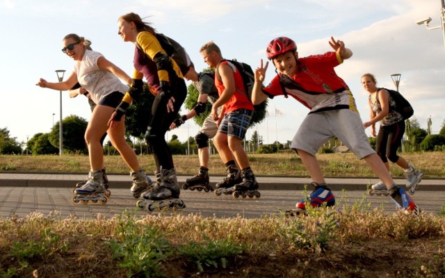 Rolkarze to zgrana "społeczność", zawsze aktywnie uczestniczy w różnych akcjach.
 Na zdjęciu - podczas Night Skating Trójmiasto ( zdjęcie ilustracyjne)