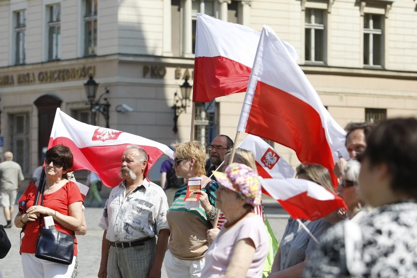 Marsz zwolenników Jarosława Kaczyńskiego nie wypalił