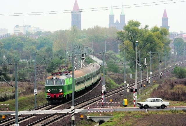 Chyba nareszcie będzie można wsiąść w Legnicy w pociąg i bez przesiadki dojechać do Krakowa albo Warszawy
