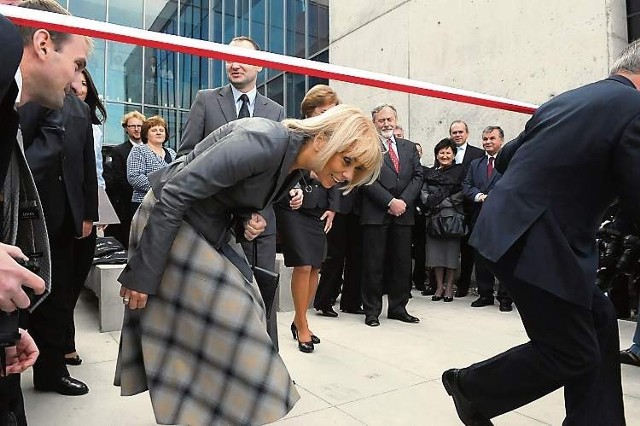 Padły kolejne obietnice. Minister rozwoju regionalnego gościła wczoraj w Lublinie. Elżbieta Bieńkowska uczestniczyła m.in. w otwarciu superlaboratorium w uniwersytecie Przyrodniczym.