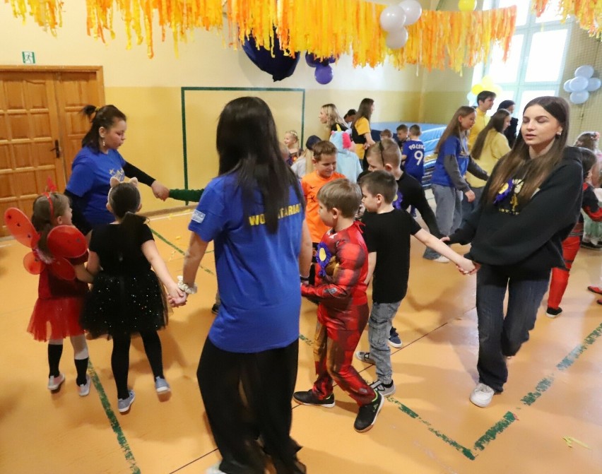 Bal karnawałowy "U Minionków" w Szkole Podstawowej numer 29 w Radomiu. Dzieci bawiły się znakomicie. Zobaczcie zdjęcia
