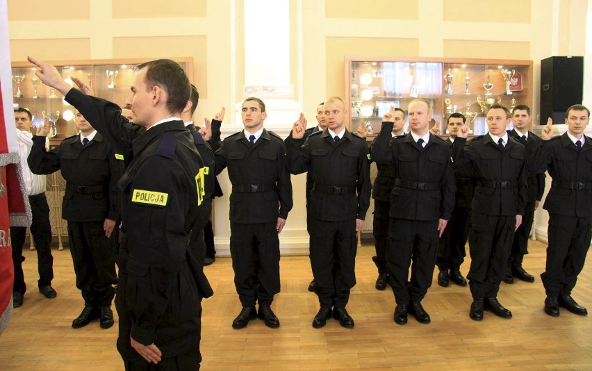 Młodzi policjanci złożyli ślubowanie w Lublinie