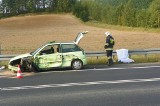 Samochód osobowy zderzył się z ciężarówkami