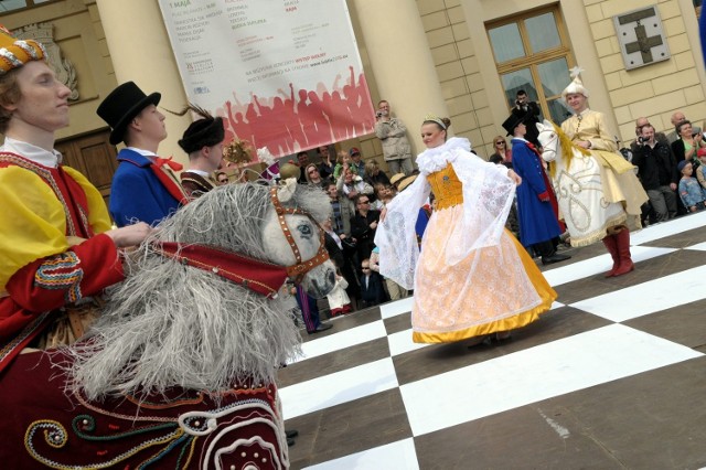 Po półgodzinnej walce "biała królowa" w końcu dała mata królowi przeciwnika