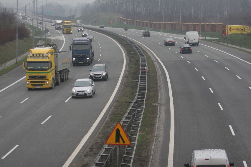 Ruda Śląska: Garb na A4 jest badany [ZDJĘCIA]