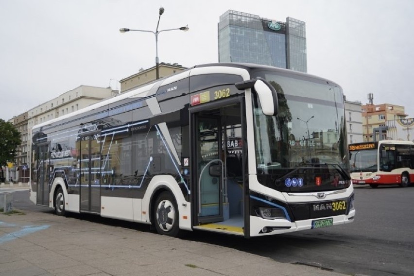 Gdańsk testuje elektryczny autobus, który do połowy sierpnia będzie obsługiwał gdańskiew linie
