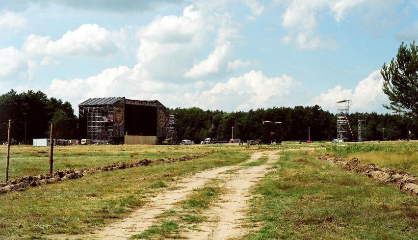 XII Przystanek Woodstock 2005 - Kostrzyn nad Odrą po raz drugi i ze słonecznikami [zdjęcia]
