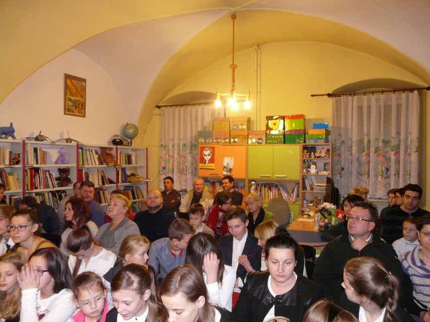  Koncert andrzejkowy w bibliotece