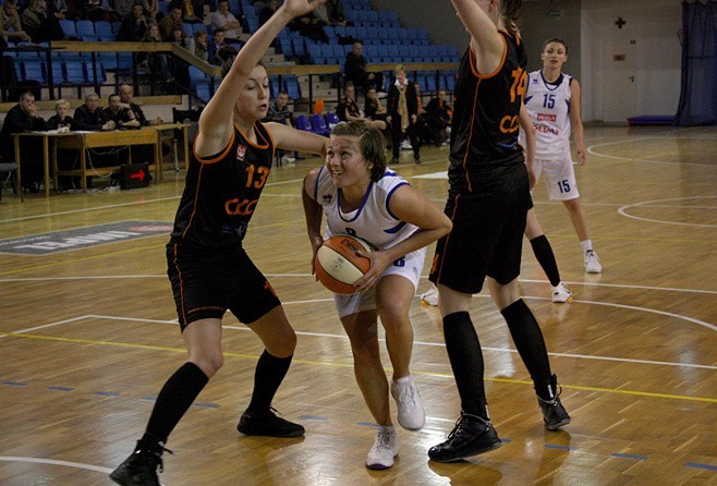 Koszykówka: Minimalna porażka AZS UMCS Lublin z CCC Polkowice 70:71 (zobacz ZDJĘCIA)