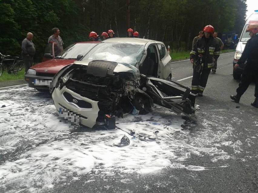 - Do zderzenia doszło około godziny 13. Jadący w kierunku...