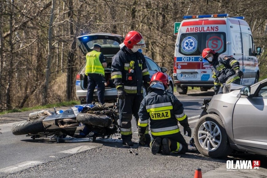 Koszmarny wypadek motocyklisty w Stanowicach pod Wrocławiem