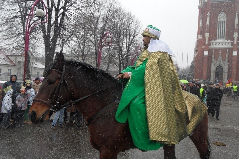 Orszak Trzech Króli w Częstochowie [ZDJĘCIA i WIDEO]