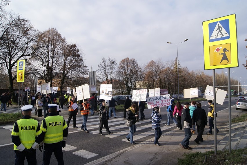 Protest w Olkuszu przeciwko obwodnicy narasta