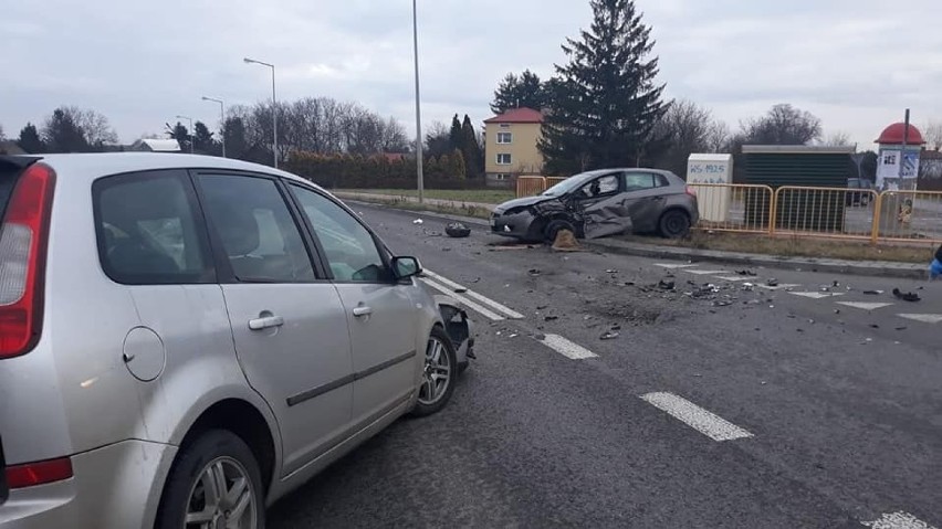 Wypadek na ulicy Lubelskiej w Sandomierzu. Osiem osób w szpitalu