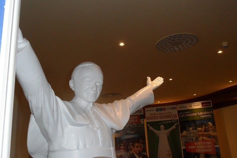 Częstochowa: Tak będzie wyglądać największa na świecie statua Jana Pawła II [ZDJĘCIA]