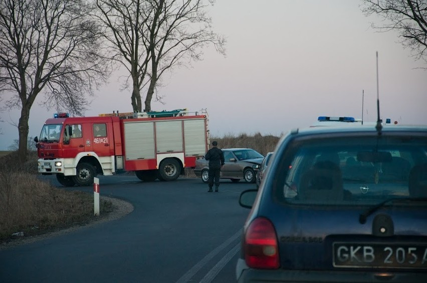 KPP Kwidzyn: Wypadek samochodu i skutera. Jedna osoba trafiła do szpitala
