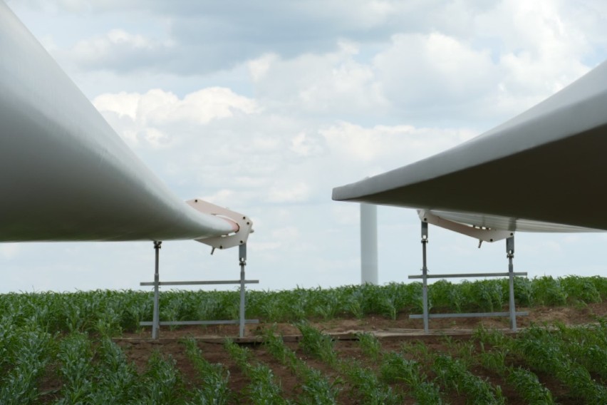 Na Farmie Wiatrowej Gniew rozpoczęto montaż turbin