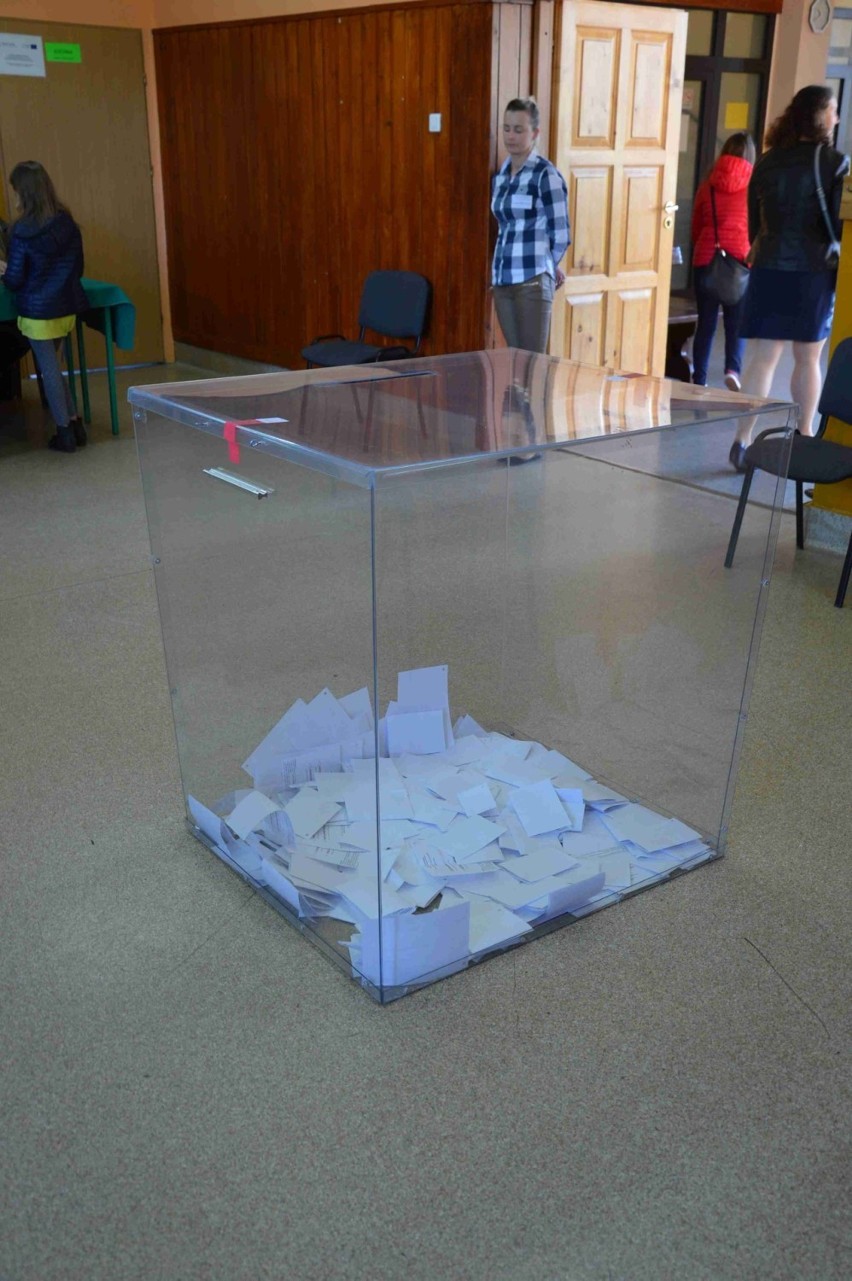 Wybory samorządowe 2018. Na Podhalu głosują w II turze [ZDJĘCIA]