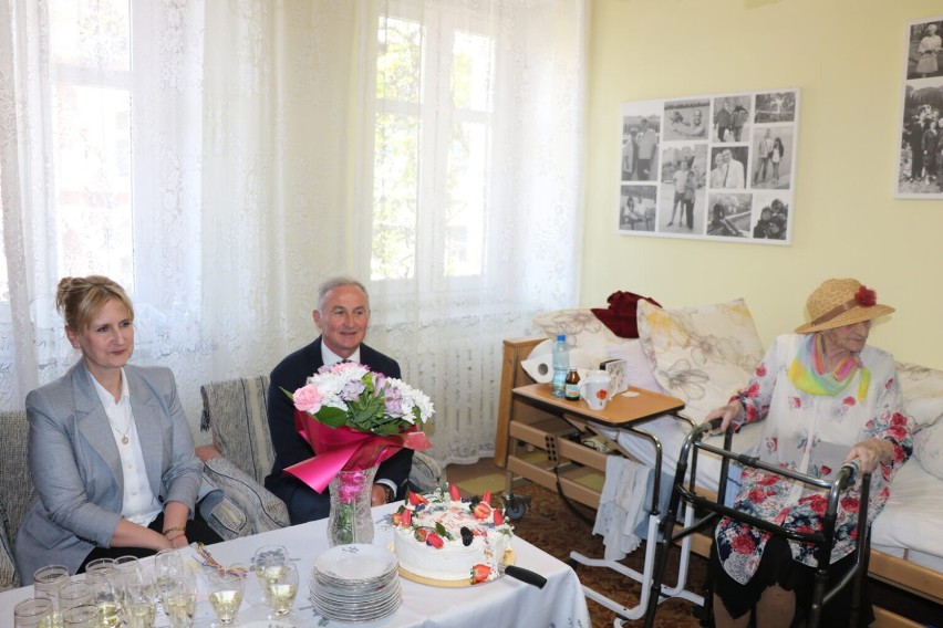 Piękny jubileusz pani Antoniny. Brzeżanka świętuje swoje 100. urodziny