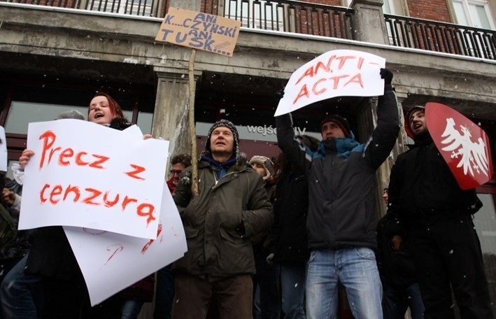 Protest przeciwko ACTA w Gdańsku. ZDJĘCIA