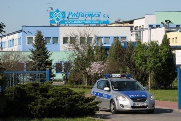 Alarm bombowy ogłoszono w poniedziałek po południu w zakładzie Polfarmex w Kutnie.