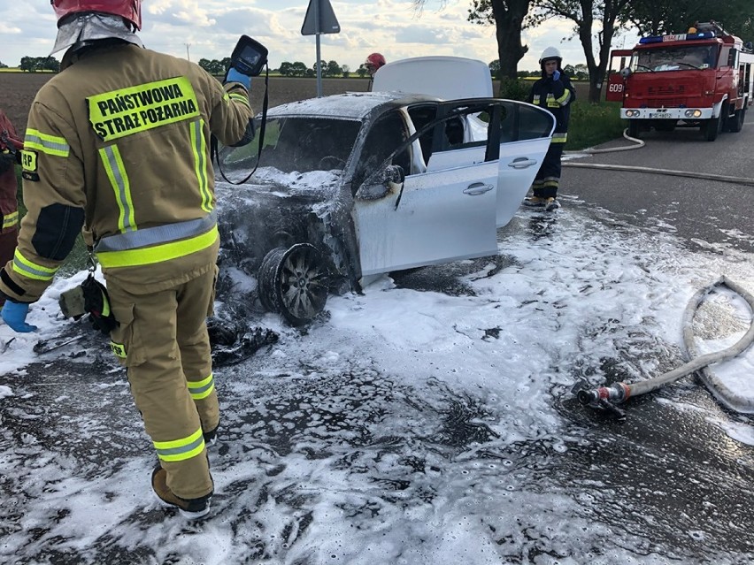 Pożar samochodu na trasie Przylepki-Brodnica