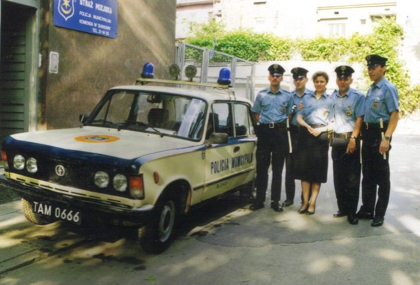 Tak wyglądał pierwszy radiowóz strażników miejskich w 1991...