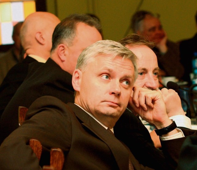 Przemysław Biesek, opozycyjny radny powiatowy, apelował o zbojkotowanie głosowania